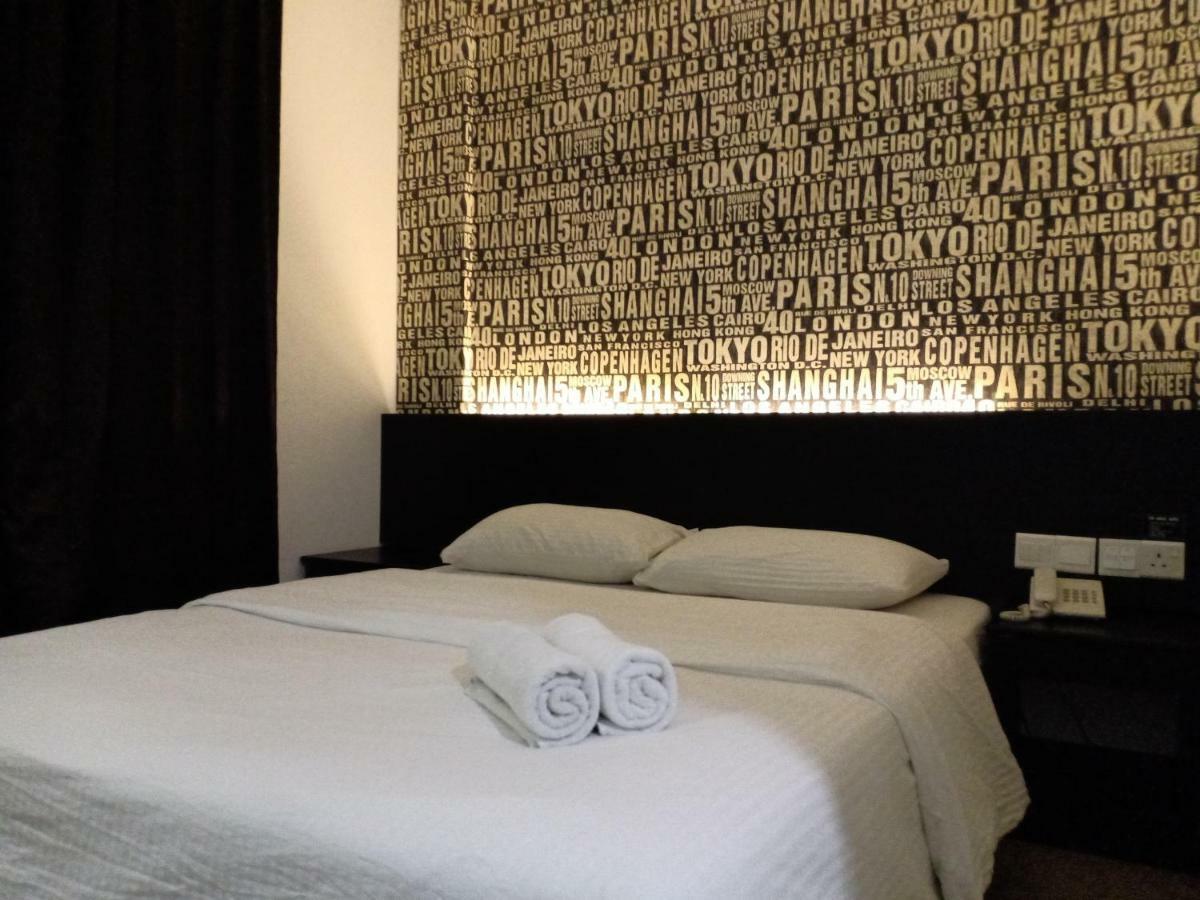 52 The Grace Hotel Muar Eksteriør billede